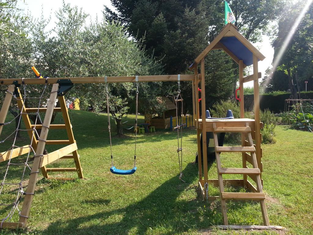Al Villino Del Sole Bed & Breakfast Фано Екстериор снимка